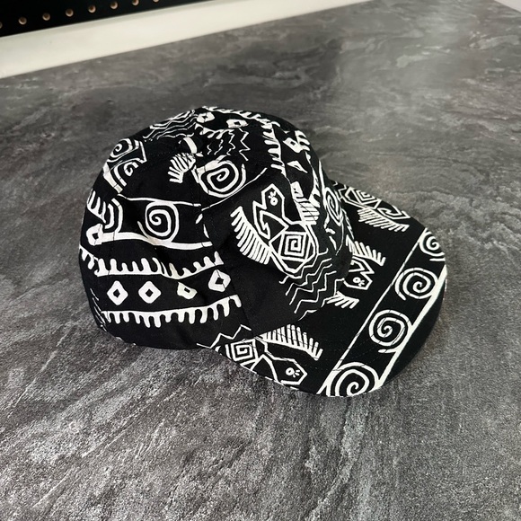 American Apparel Other - American Apparel Black and White Tribal Printed Flat Brim Hat